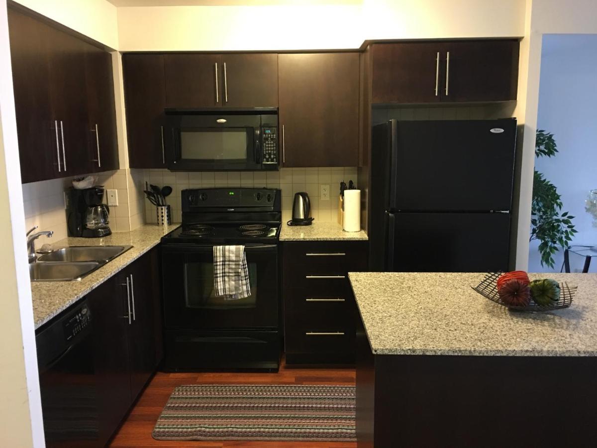 מיסיסאוגה Maplewood Suites - Square One מראה חיצוני תמונה