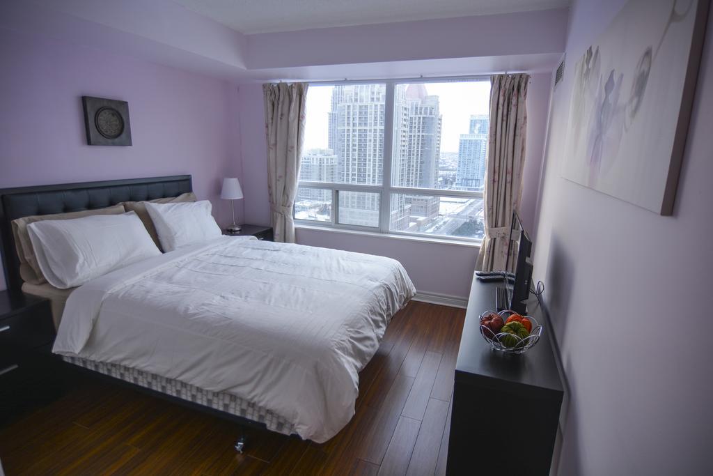 מיסיסאוגה Maplewood Suites - Square One חדר תמונה