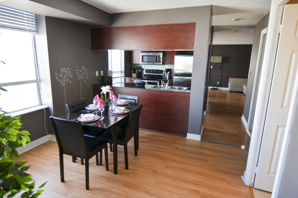 מיסיסאוגה Maplewood Suites - Square One חדר תמונה