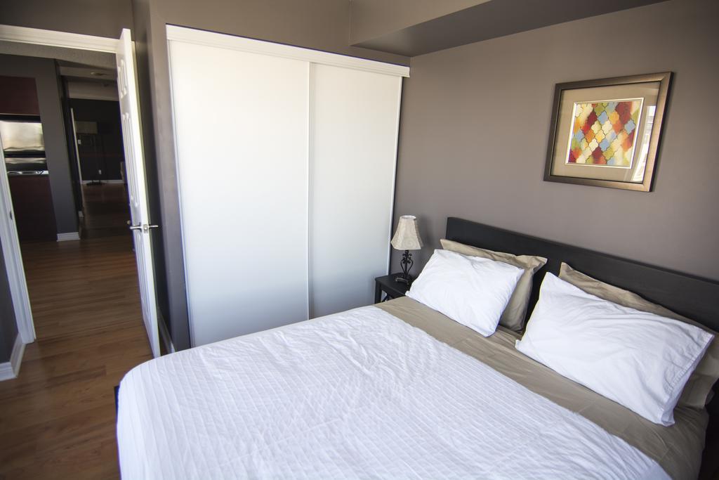 מיסיסאוגה Maplewood Suites - Square One חדר תמונה
