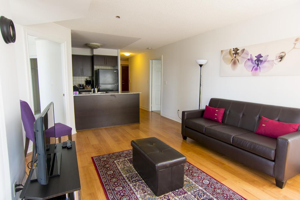 מיסיסאוגה Maplewood Suites - Square One חדר תמונה